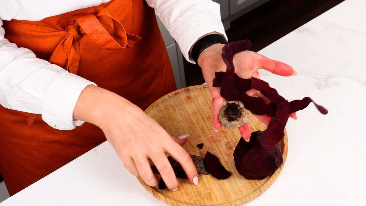 co zrobić z obierkami z buraka