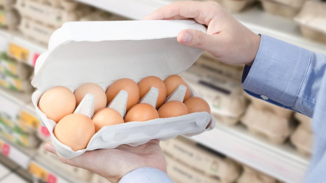 Dlaczego w USA jajka są trzymane w lodówkach, a w Europie stoją na regałach sklepowych bez chłodzenia